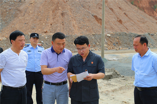 图五.jpg 图五.jpg