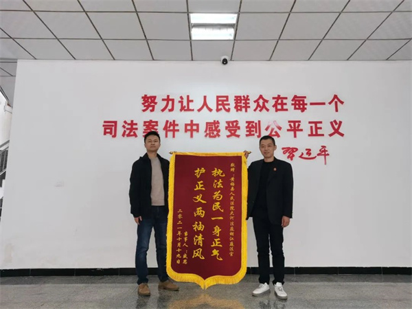 图片.jpg 图片.jpg