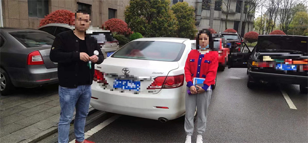交付车辆给申请执行人.jpg