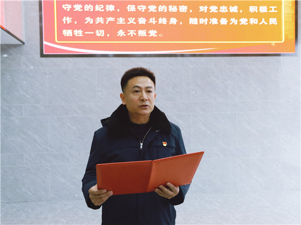 熊晓明.jpg